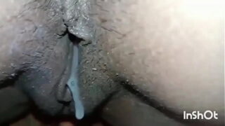 Bangladeshi hot aunty was fucking by her horny lover Video