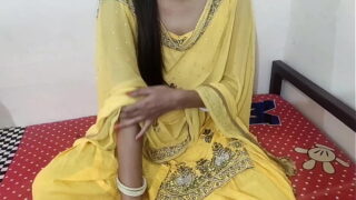 Indian Dehati House Wife Gets her Big Ass And Pussy Fucking By Husband