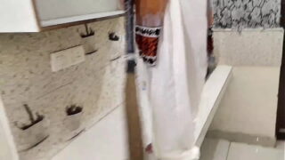 Indian Marathi Husband Fucked Hot House Wet Wife Pussy in Kitchen