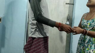 Indian Mumbai Bhabhi Fucked Pussy By Her Dewar in Painful Sex Video