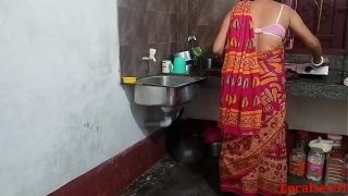 Red saree Kitchen Sex In Hot Bhabhi